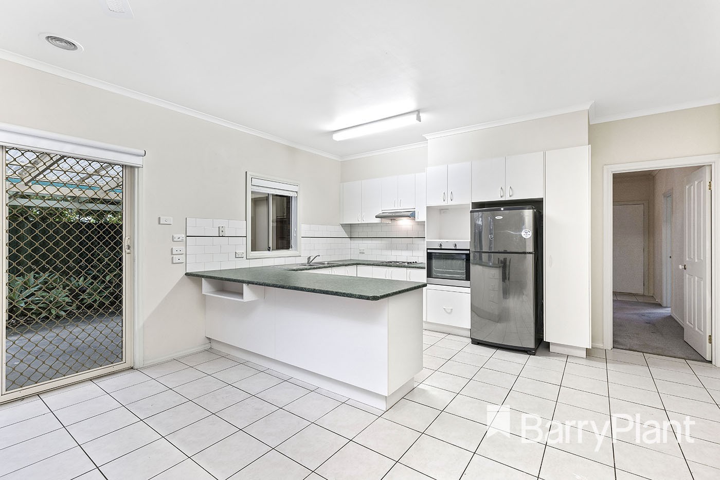 27 Steane Street, COCKATOO, Cockatoo - Thumbnail 5
