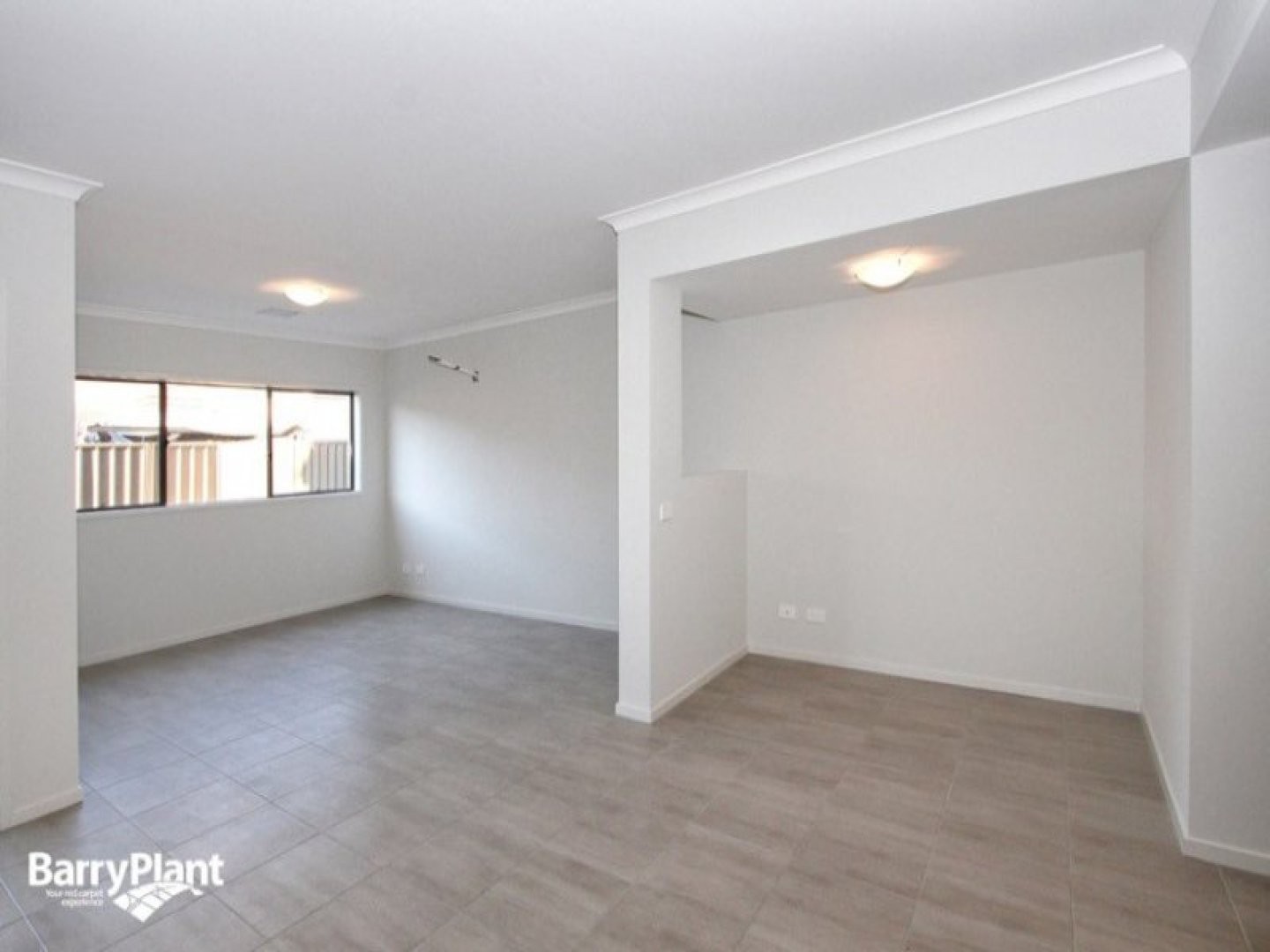 12 Grattan Cove, Craigieburn, VIC 3064, Craigieburn - Thumbnail 2