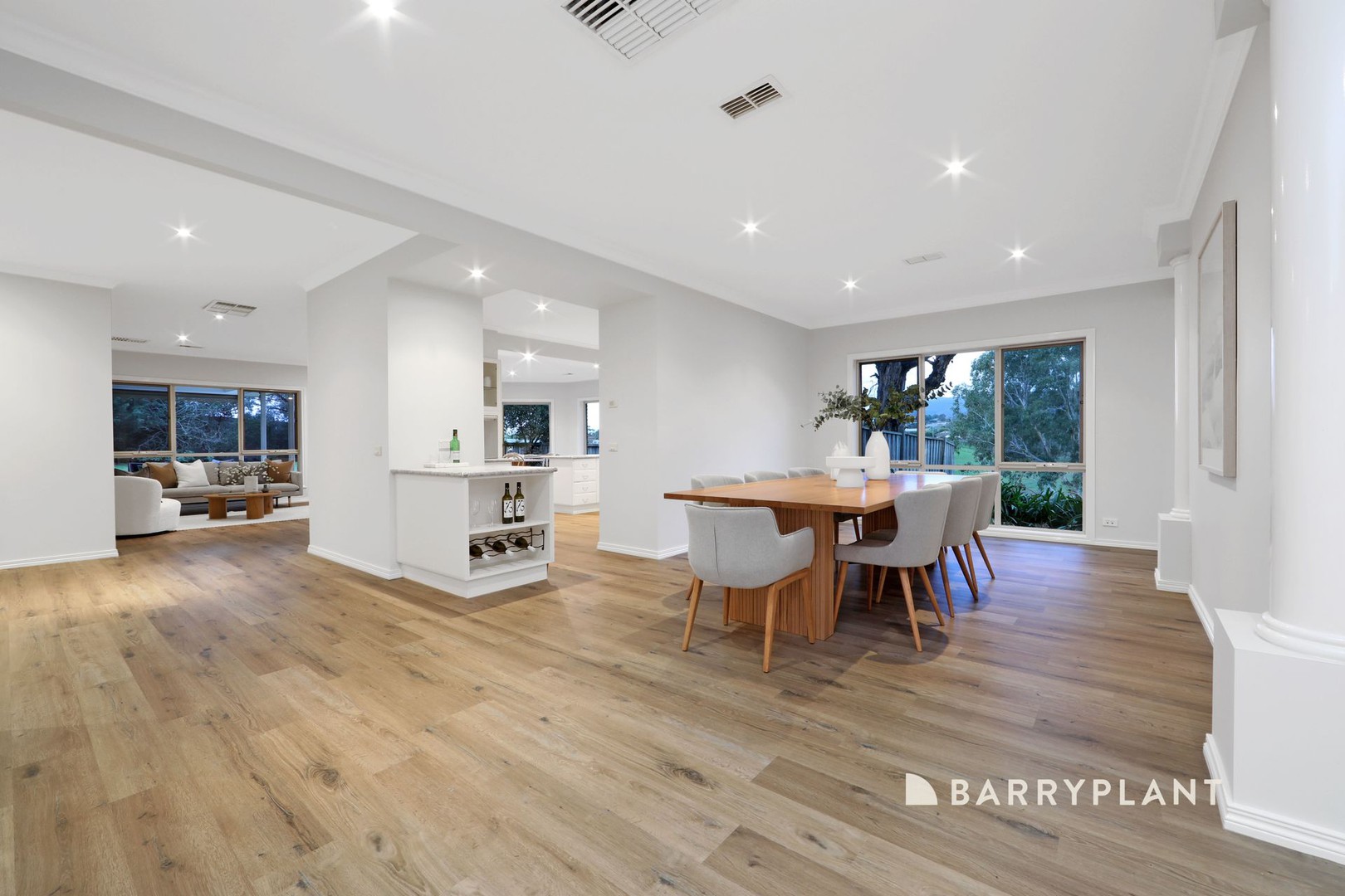 12 Greenbank Court, Lysterfield, VIC 3156, Lysterfield - Thumbnail 3