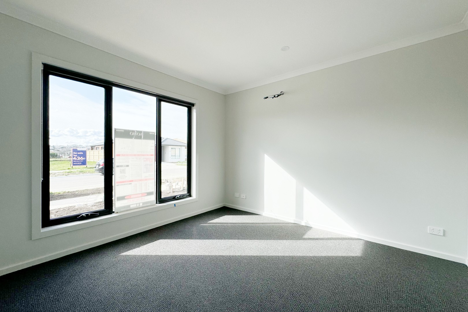 12 Greenfinch Drive, Clyde North, VIC 3978, Clyde North - Thumbnail 7