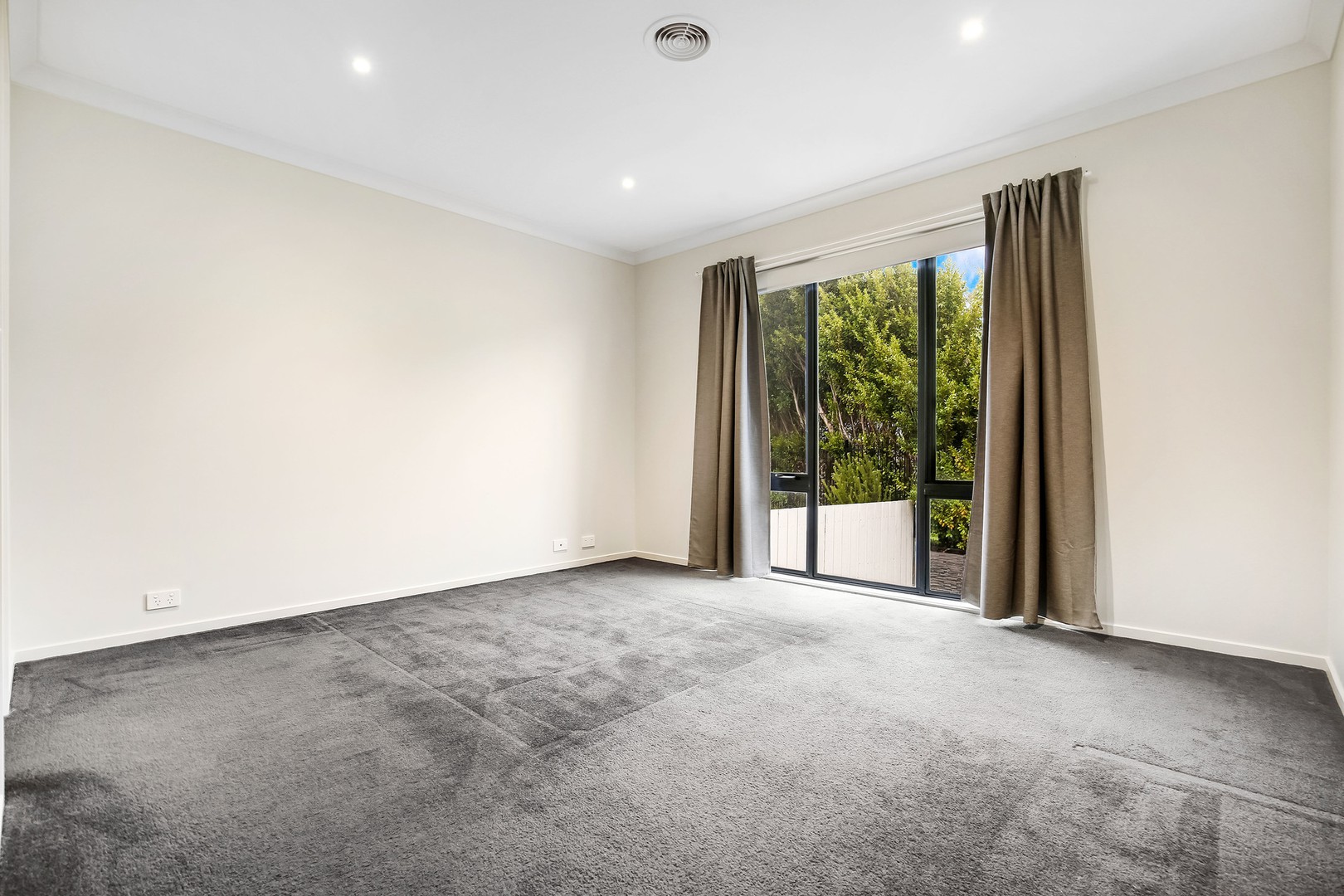 12 Greenwich Crescent, Bundoora, VIC 3083, Bundoora - Thumbnail 5