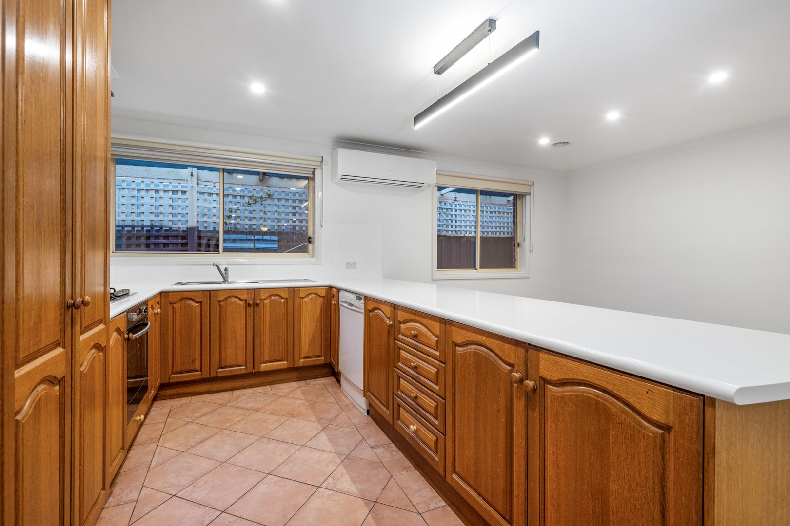 12 Hannan Crescent, Leopold, VIC 3224 - Thumbnail 2 - 21/11/2025