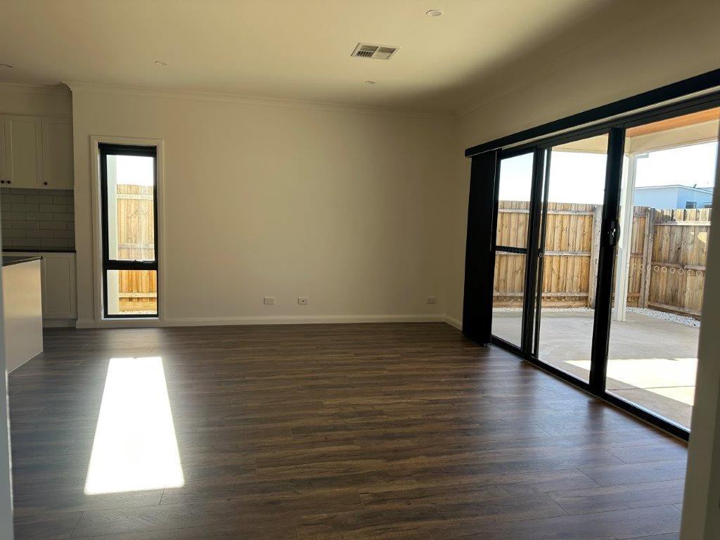 12 Harbourside Way, Mildura, VIC 3500, Mildura - Thumbnail 8