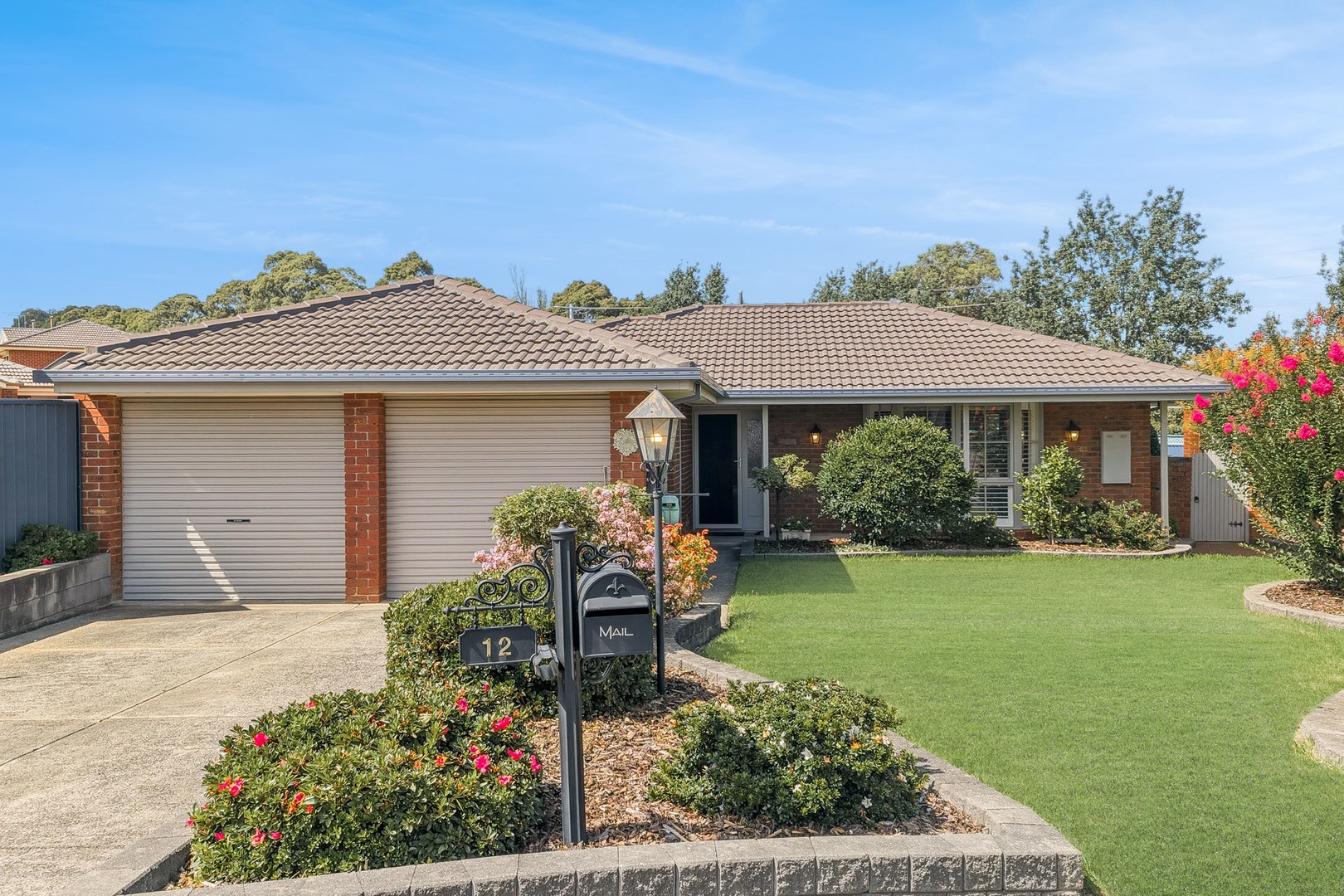 12 Hardy Court, Berwick, VIC 3806 - Thumbnail 2 - 10/03/2026