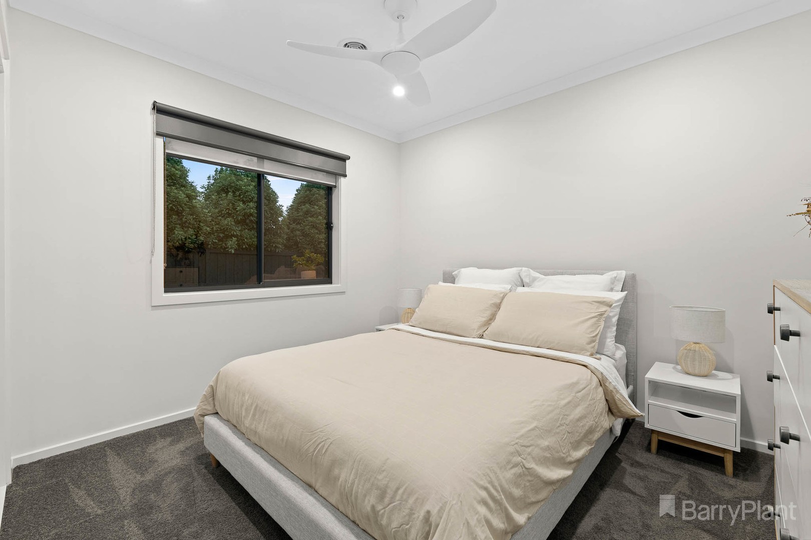 12 Henley Avenue, Warragul, VIC 3820, Warragul - Thumbnail 7