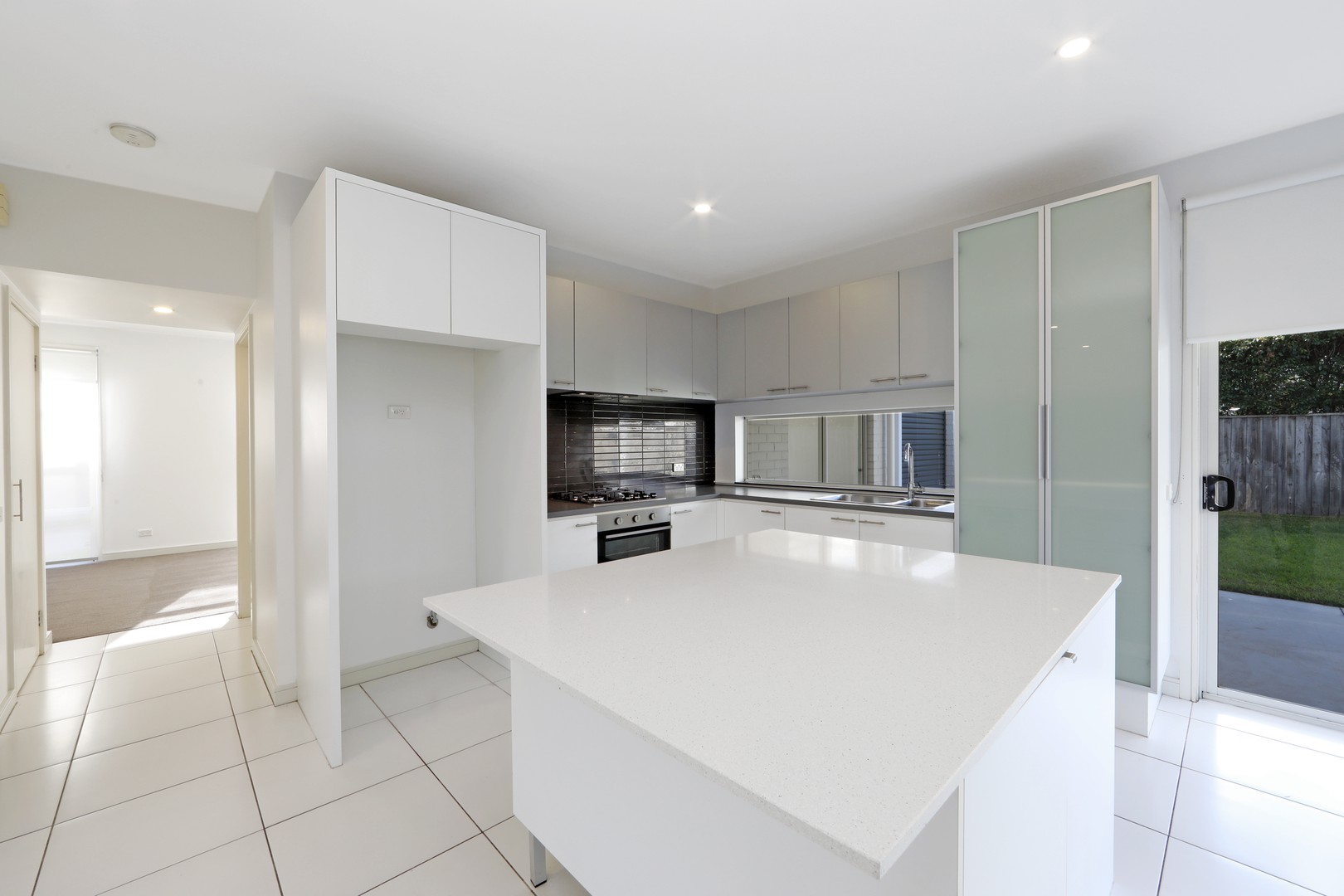 12 Heytesbury Place, Mulgrave, VIC 3170, Mulgrave - Thumbnail 3