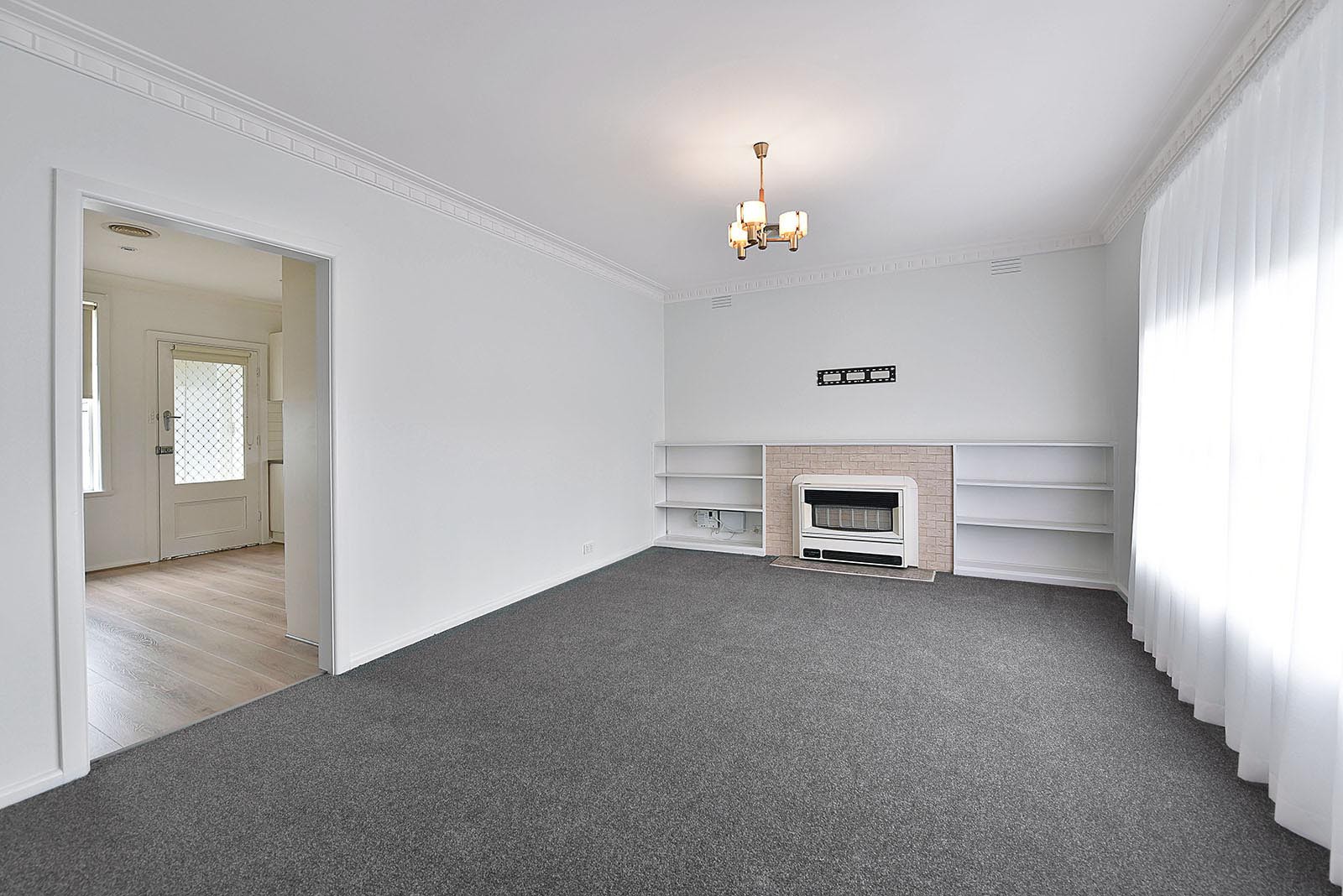 12 Highlawn Avenue, Airport West, VIC 3042, Airport West - Thumbnail 2