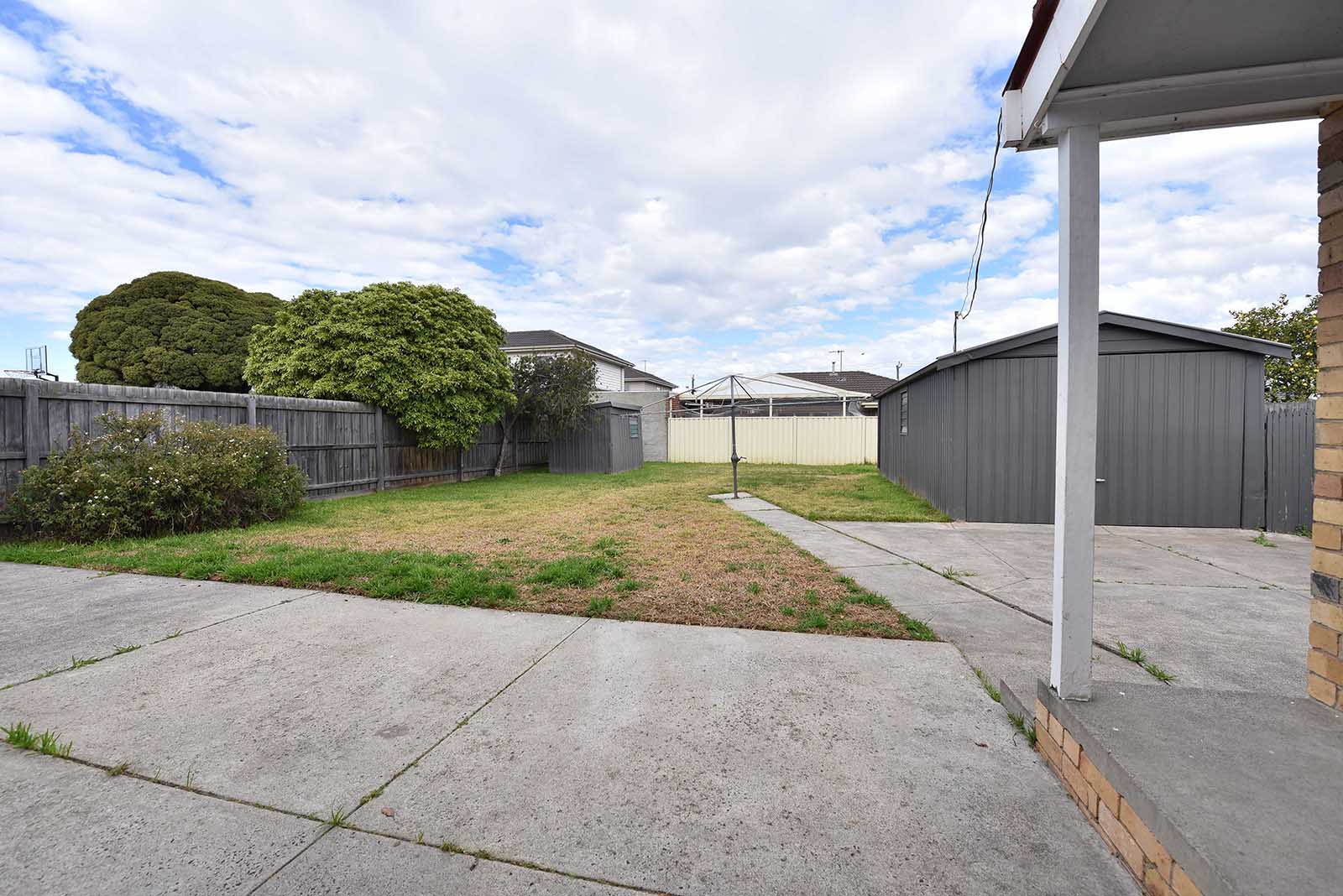 12 Highlawn Avenue, Airport West, VIC 3042, Airport West - Thumbnail 5