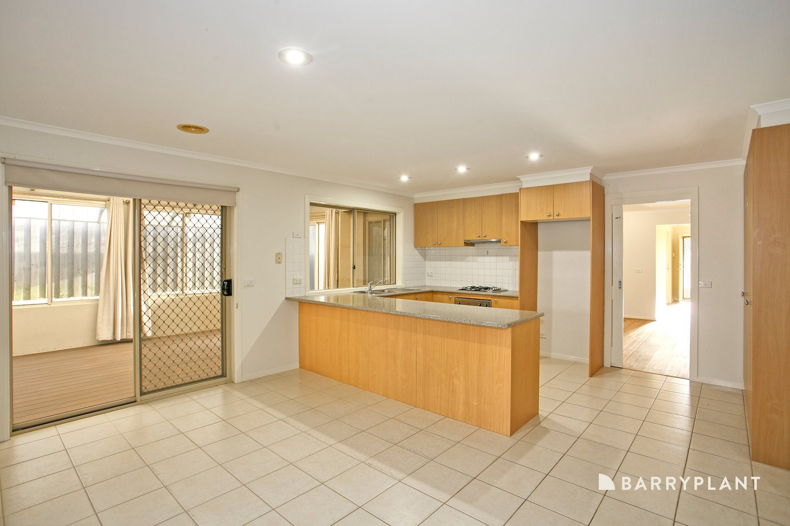 12 Hollington Way, Berwick, VIC 3806 - Thumbnail 1 - 15/10/2026