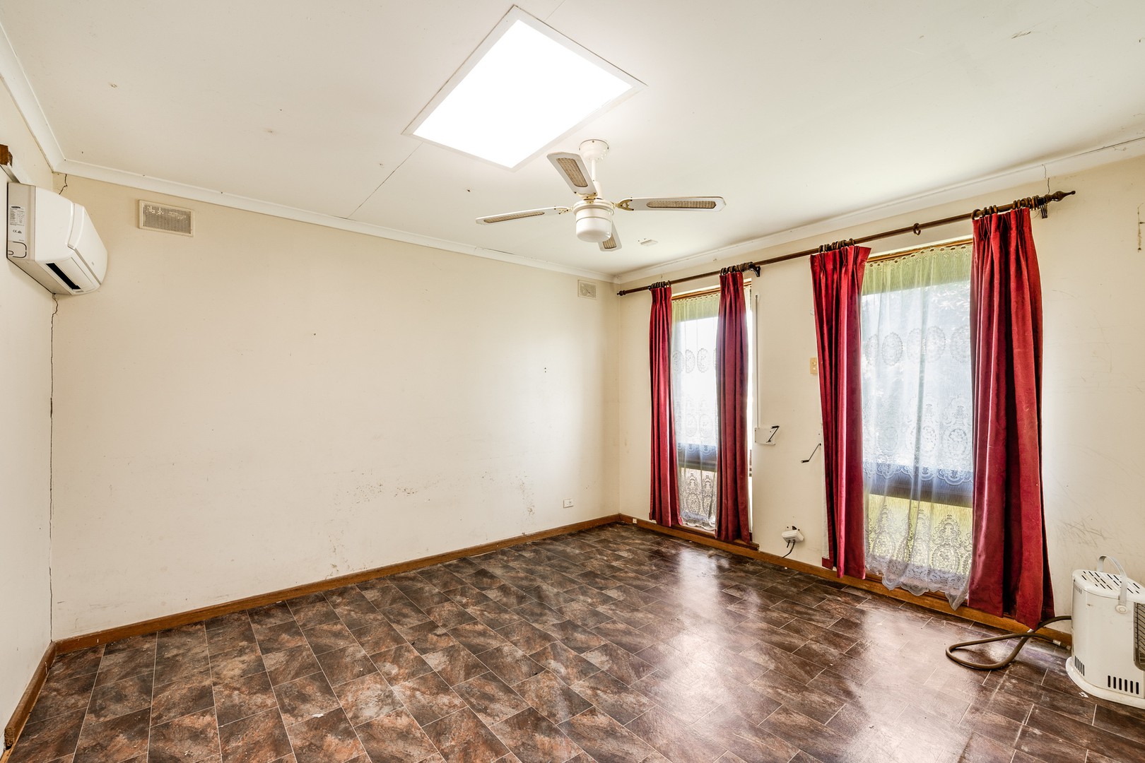 12 Holman Road, Christie Downs, SA 5164, Christie Downs - Thumbnail 3
