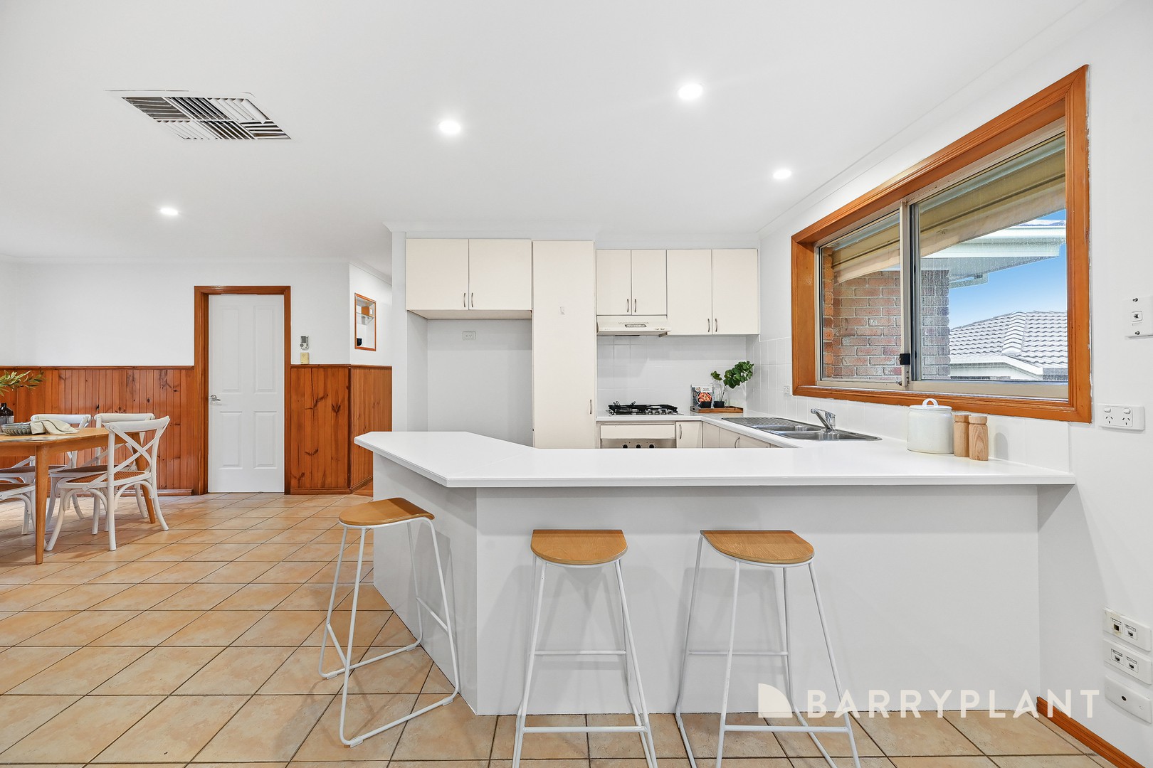 12 Homestead Road, Berwick, VIC 3806, Berwick - Thumbnail 5