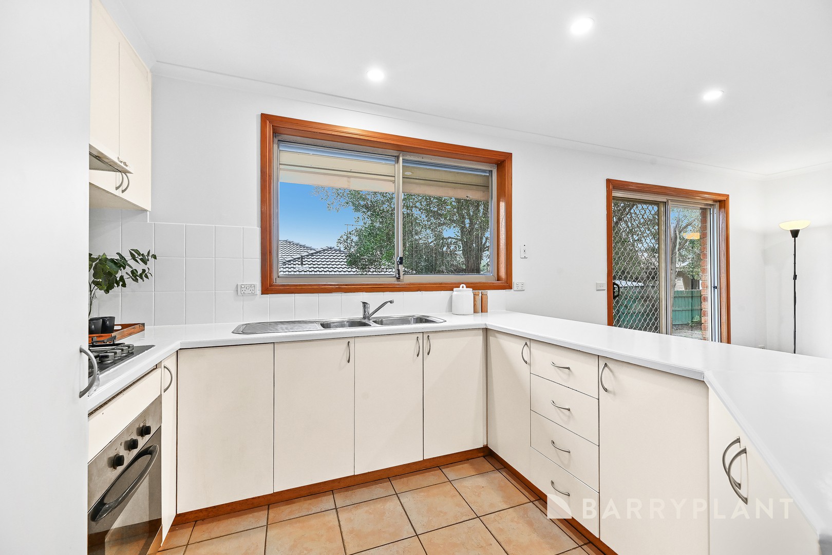 12 Homestead Road, Berwick, VIC 3806, Berwick - Thumbnail 6