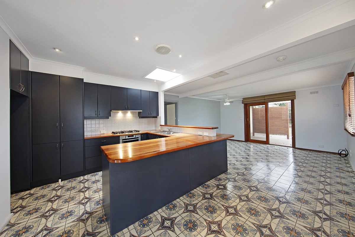 12 Hopetoun Court, Bentleigh East, VIC 3165, Bentleigh East - Thumbnail 2