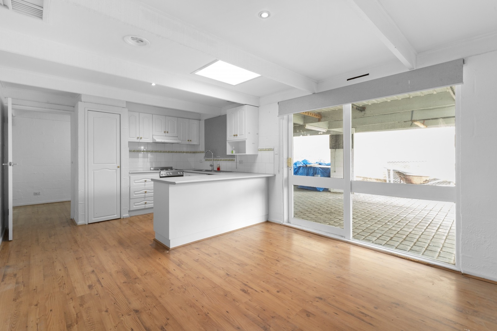 12 Howe Avenue, Dandenong North, VIC 3175, Dandenong North - Thumbnail 4
