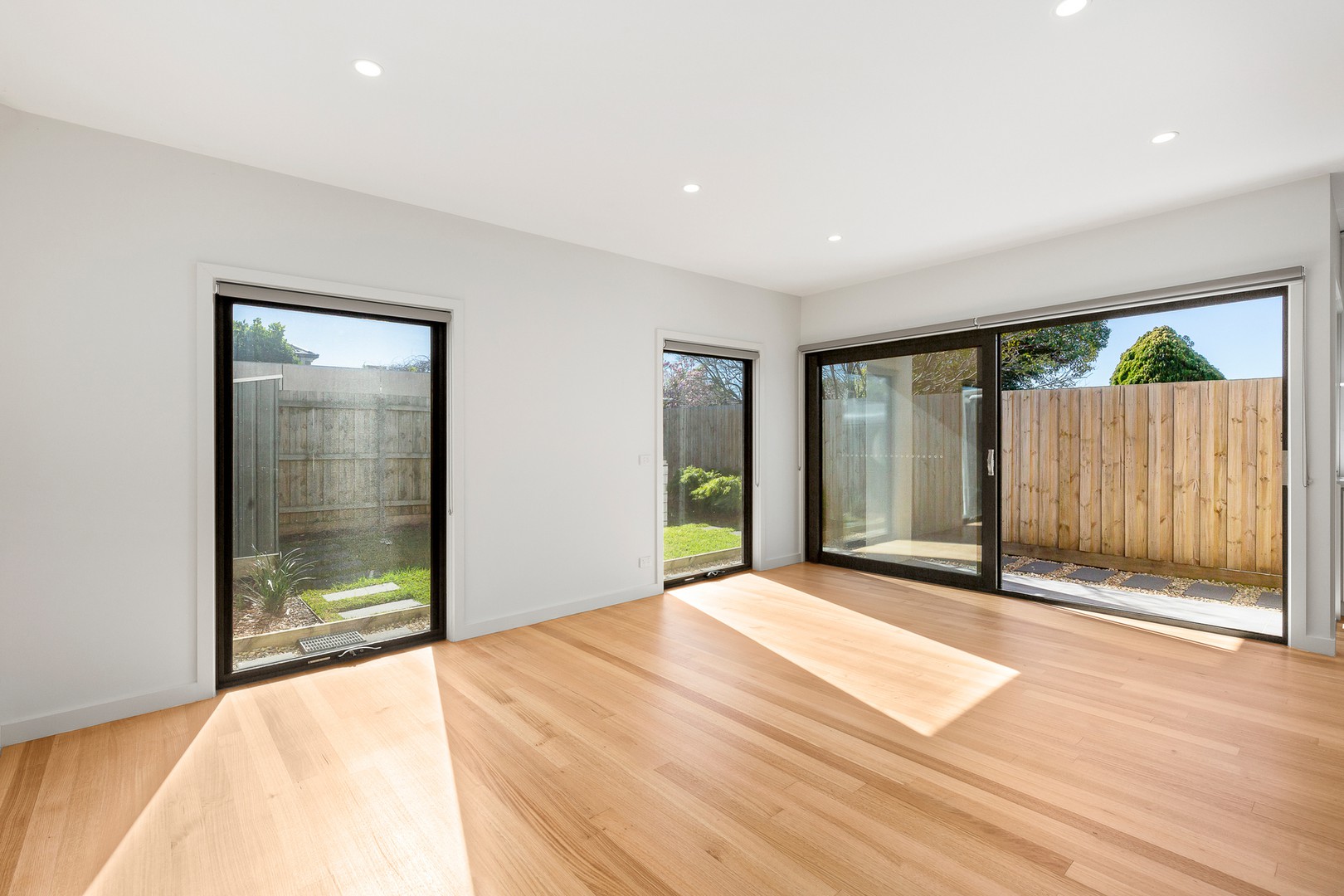 12 Irma Grove, Pascoe Vale, VIC 3044, Pascoe Vale - Thumbnail 3