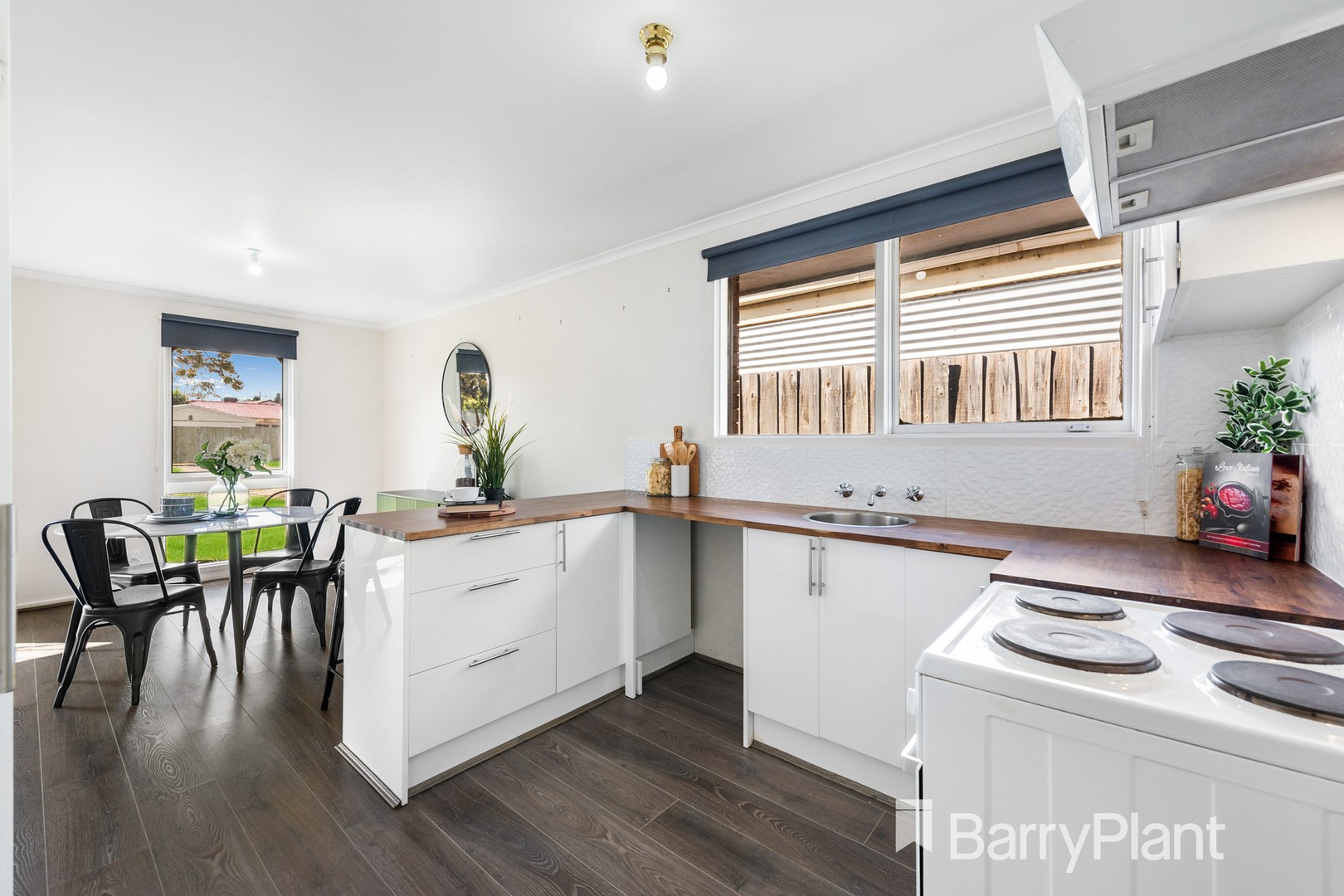 12 Irving Road, Melton, VIC 3337, Melton - Thumbnail 8