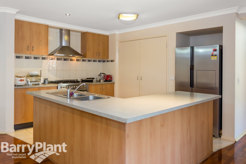 12 Juniper Avenue, Point Cook, VIC 3030, Point Cook - Thumbnail 7