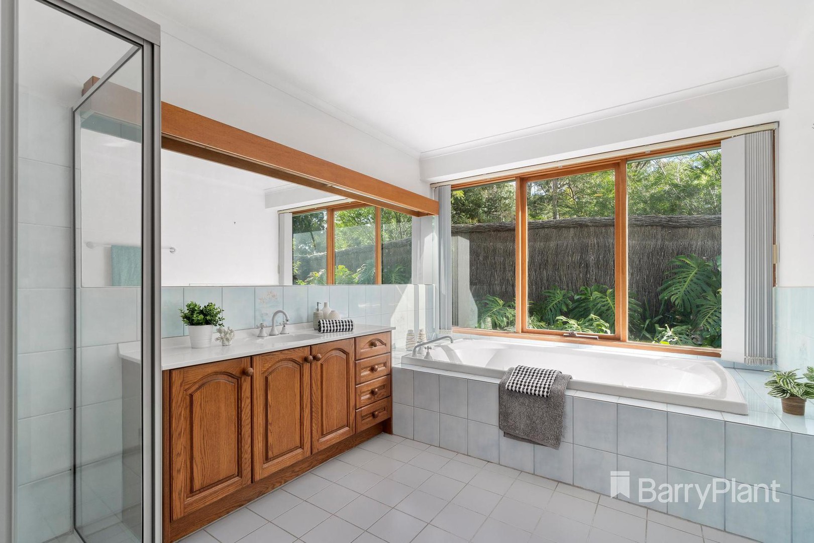 12 Keswick GlenGreensborough, VIC 3088, Greensborough - Thumbnail 7
