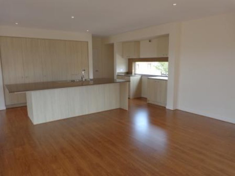 12 Kingsbridge Boulevard, Williams Landing, VIC 3027, Williams Landing - Thumbnail 7
