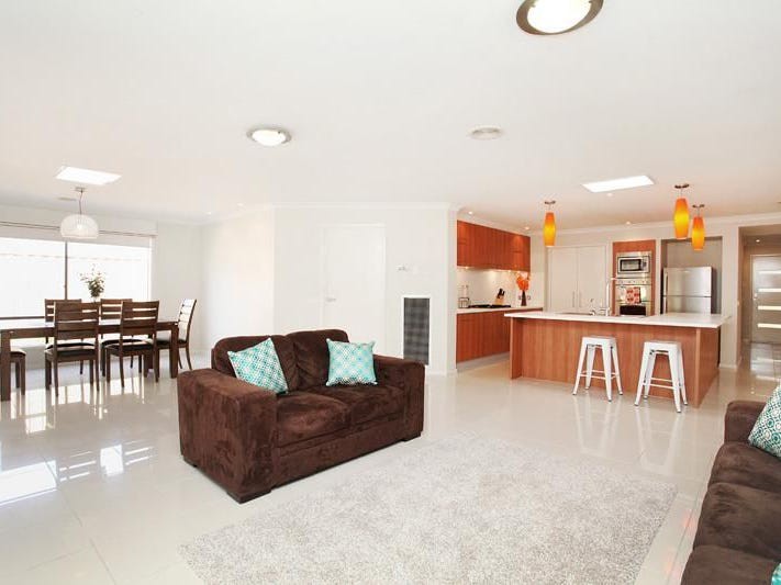 12 Kinloch Grove, Greenvale, VIC 3059, Greenvale - Thumbnail 4