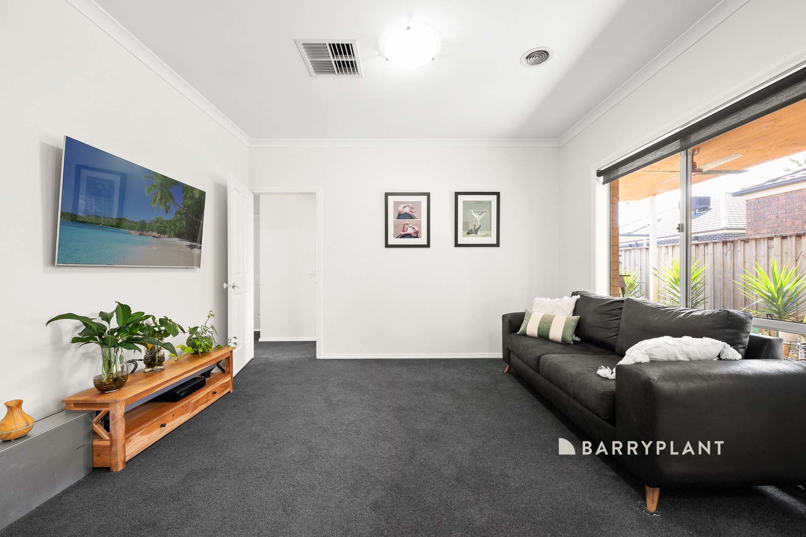 12 Lagoon Row, Officer, VIC 3809, Officer - Thumbnail 6