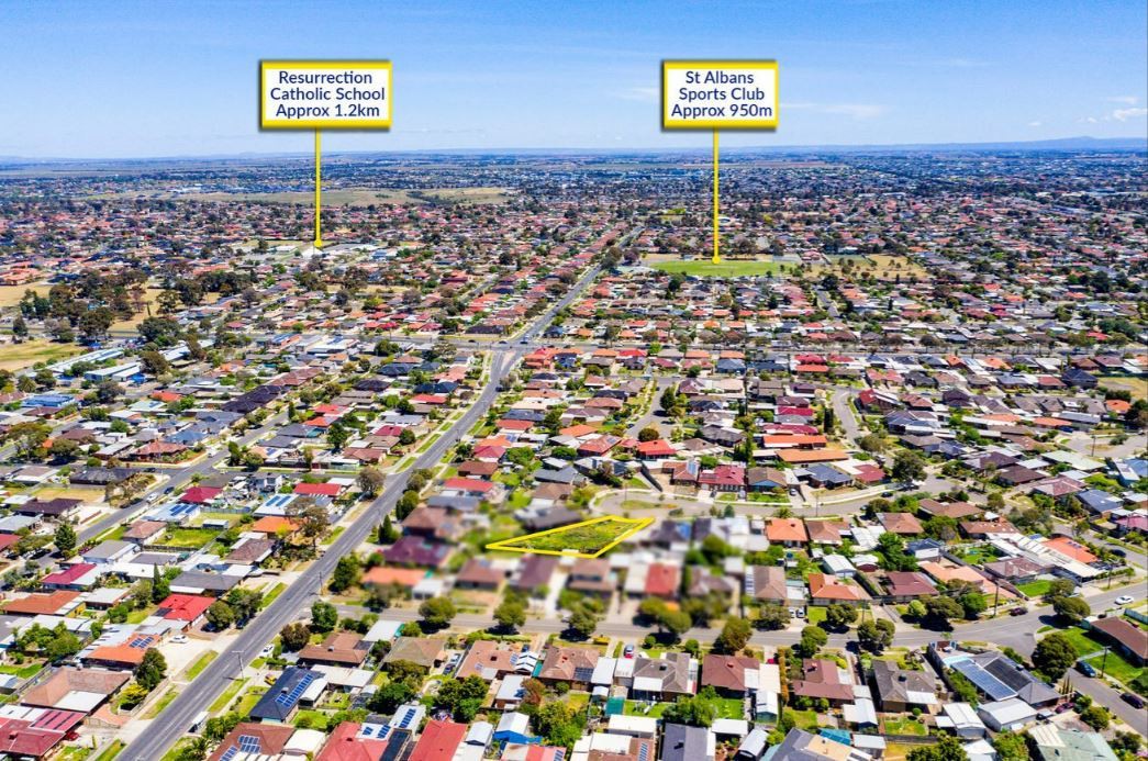 12 Lambolle Court, St Albans, VIC 3021 - Thumbnail 1 - 22/04/2025