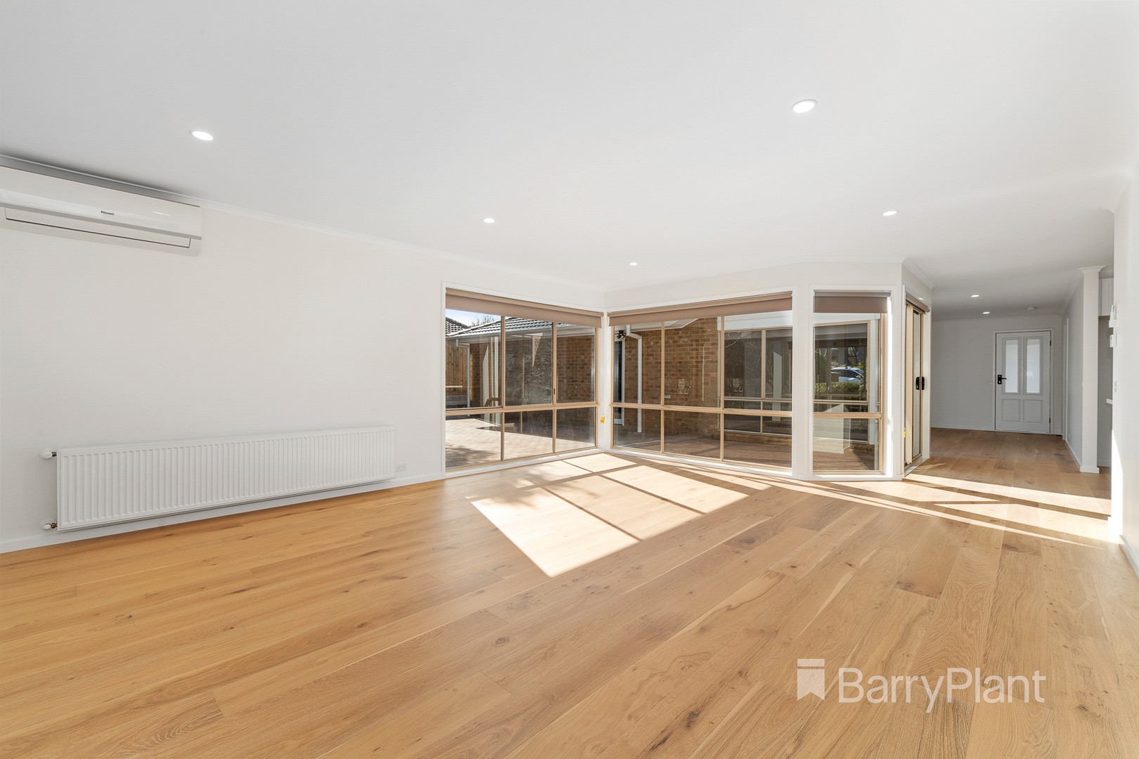 12 Layton Crescent, Mount Martha, VIC 3934, Mount Martha - Thumbnail 2