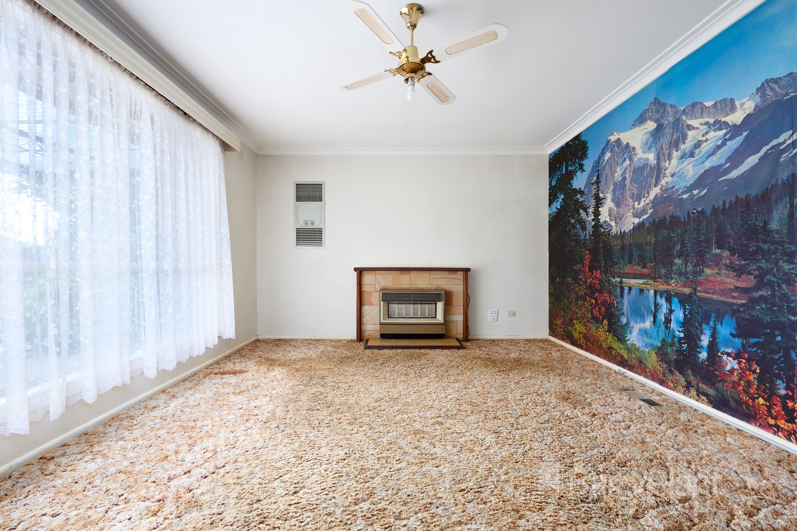 12 Lee Avenue, Springvale, VIC 3171, Springvale - Thumbnail 2