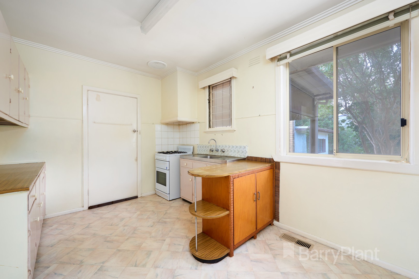 12 Lee Avenue, Springvale, VIC 3171, Springvale - Thumbnail 4