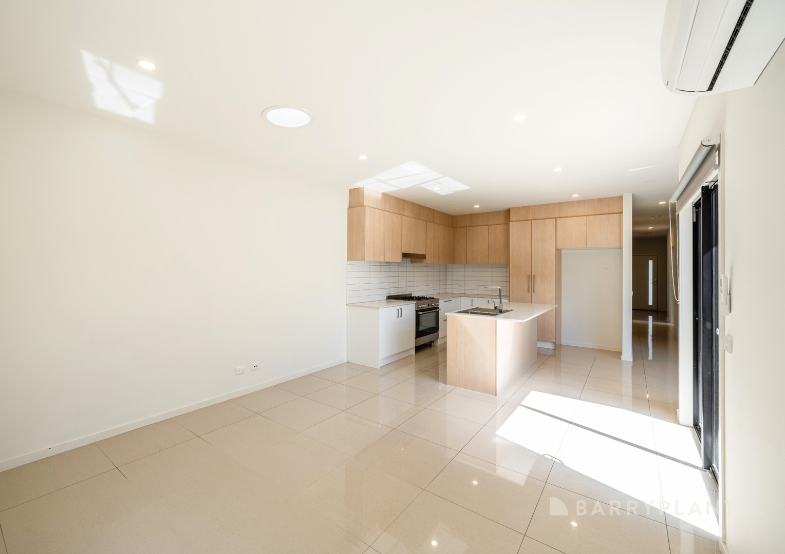 12 Lefroy Walk, Wollert, VIC 3750, Wollert - Thumbnail 4