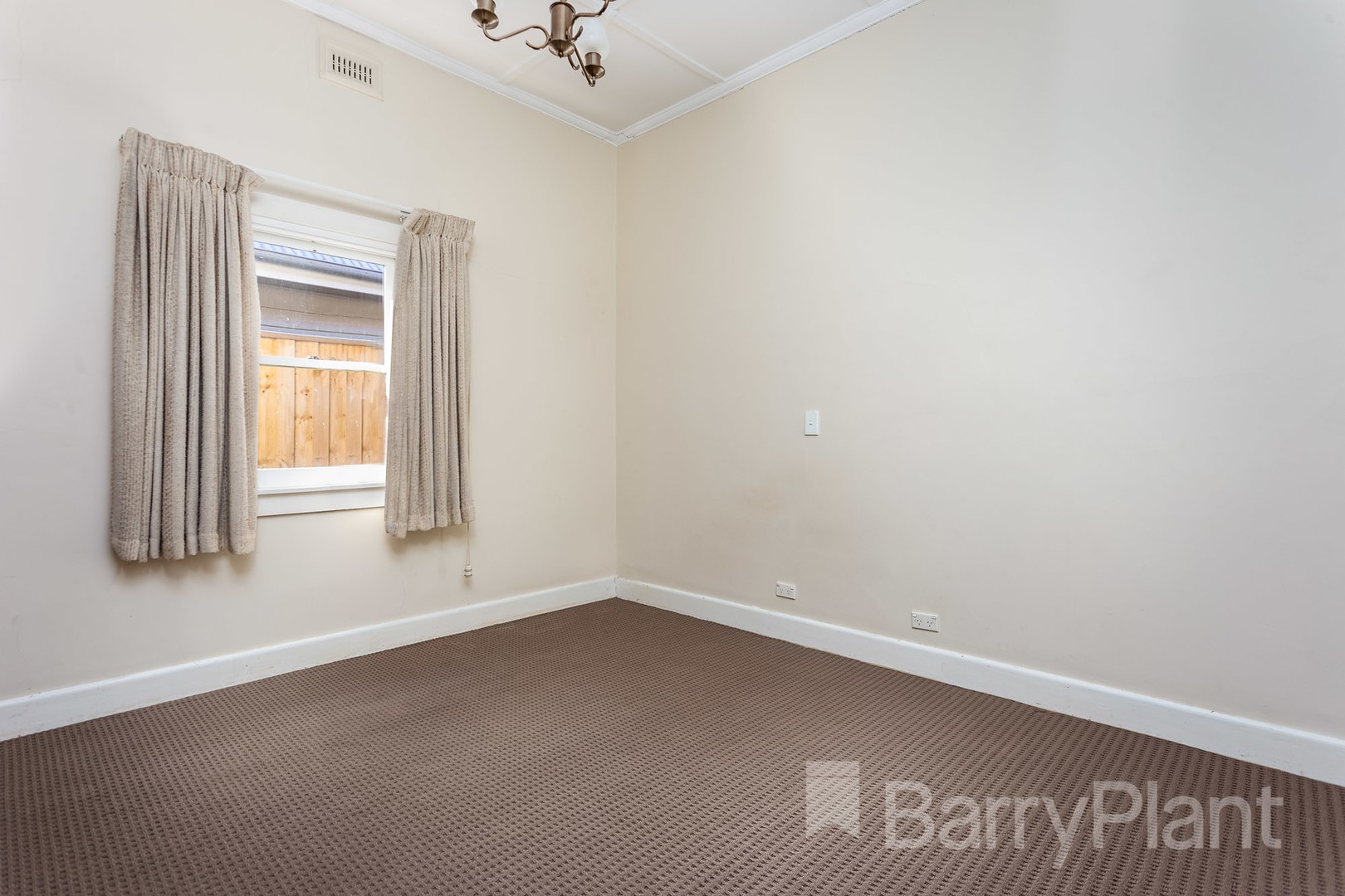 12 Lenore Crescent, Williamstown, VIC 3016, Williamstown - Thumbnail 7