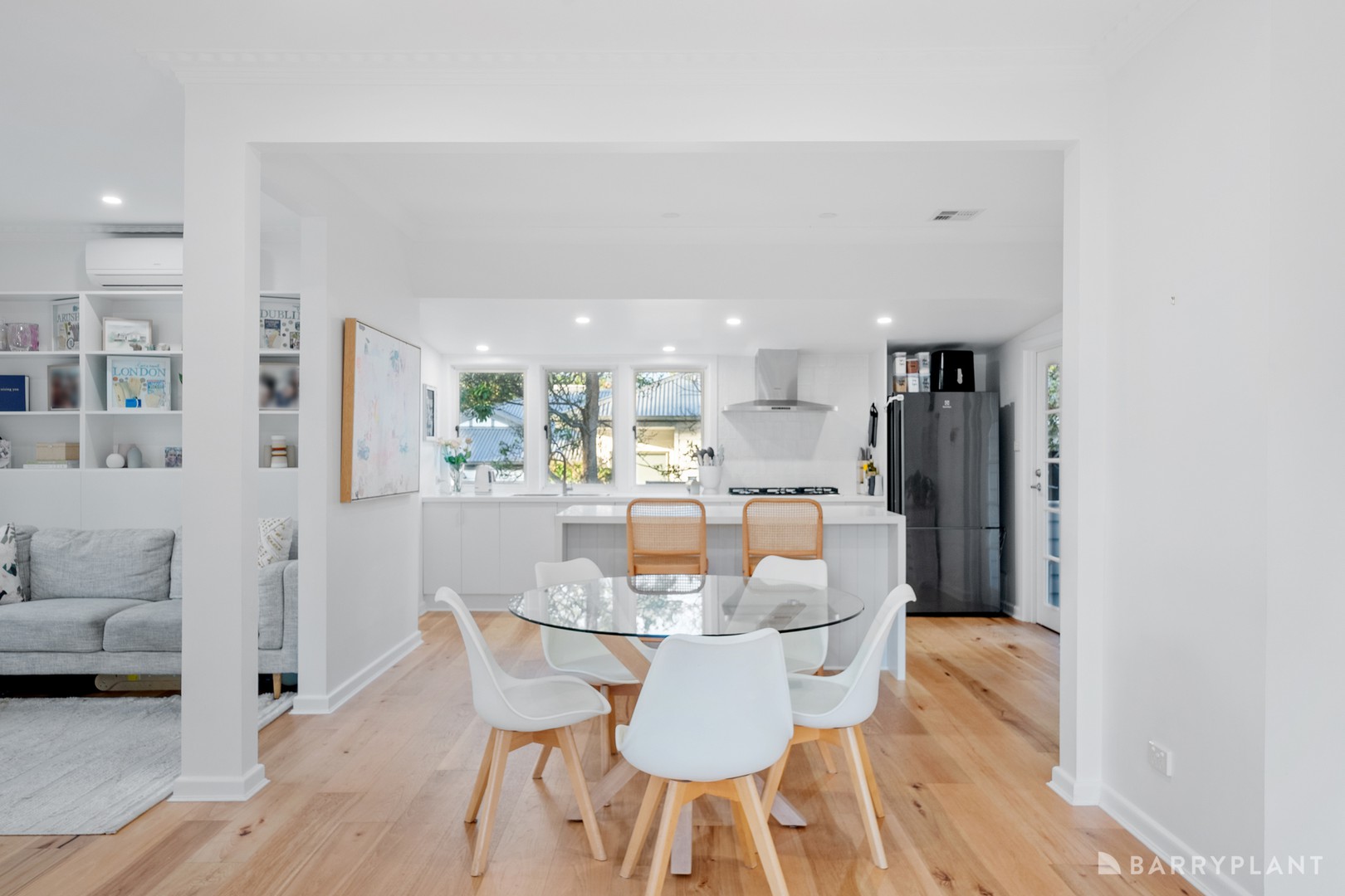 12 Leonard Street, Ringwood, VIC 3134, Ringwood - Thumbnail 2