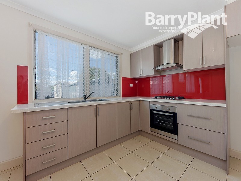 12 Lester Avenue, St Albans, VIC 3021, St Albans - Thumbnail 3