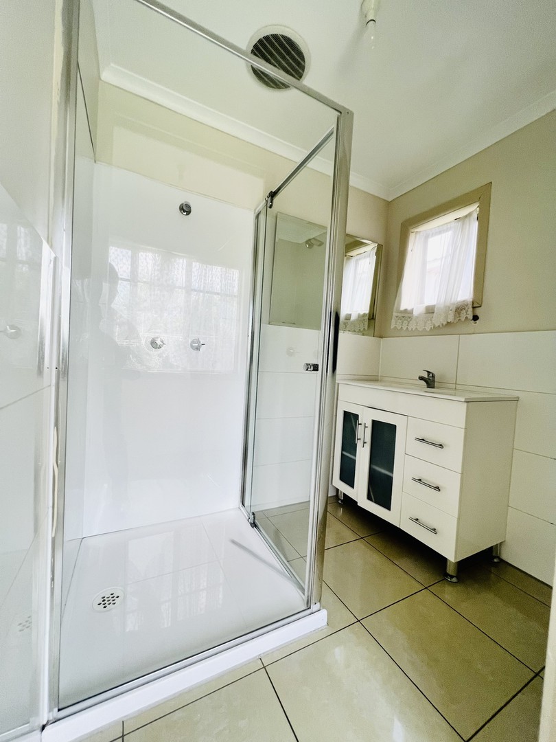 12 Lester Avenue, St Albans, VIC 3021, St Albans - Thumbnail 8