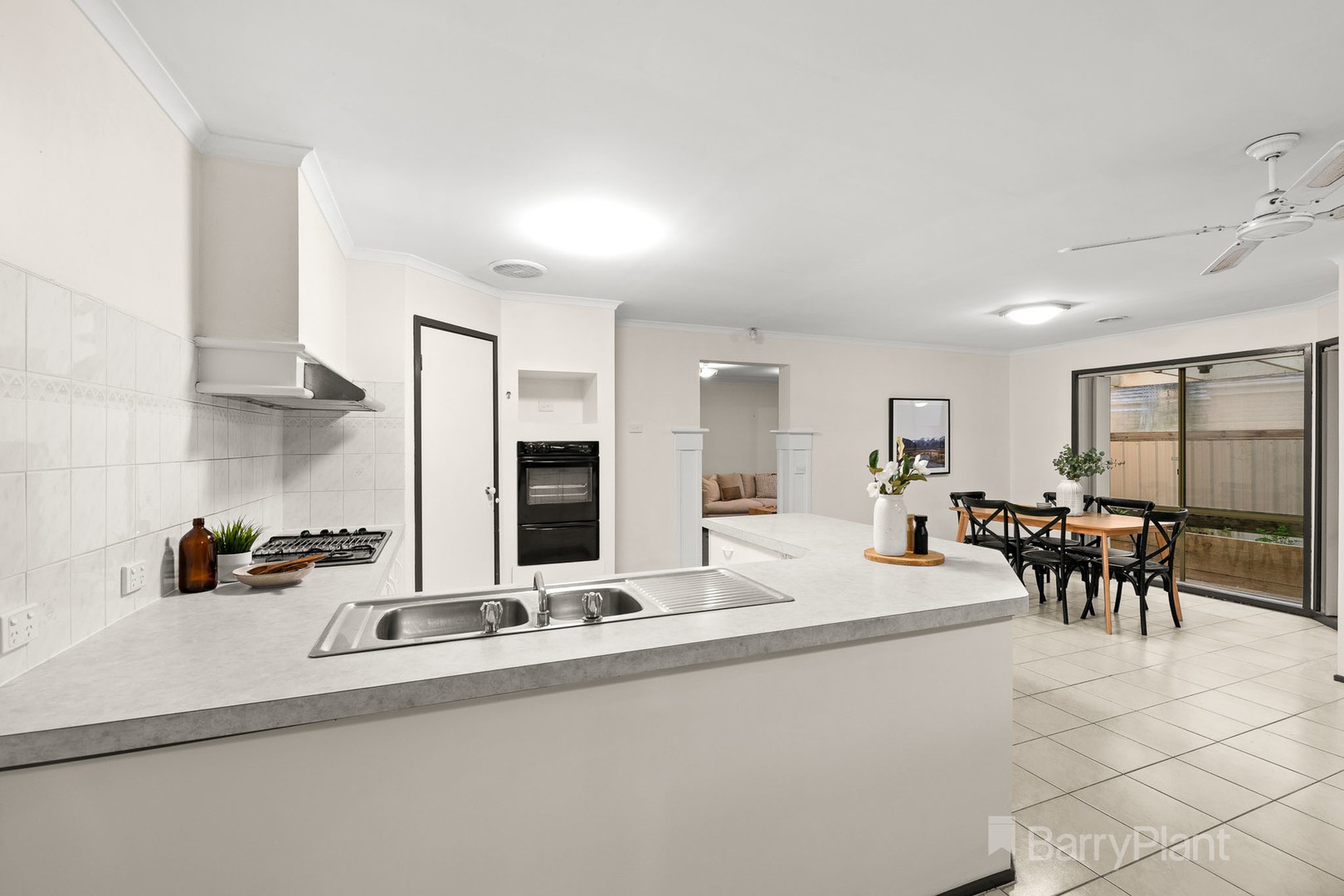 12 Lighthorse Crescent, Narre Warren South, VIC 3805, Narre Warren South - Thumbnail 8
