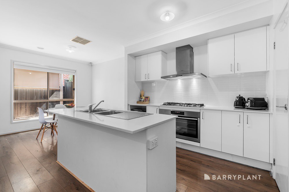 12 Livingston Street, Mernda, VIC 3754 - Thumbnail 2 - 16/04/2025