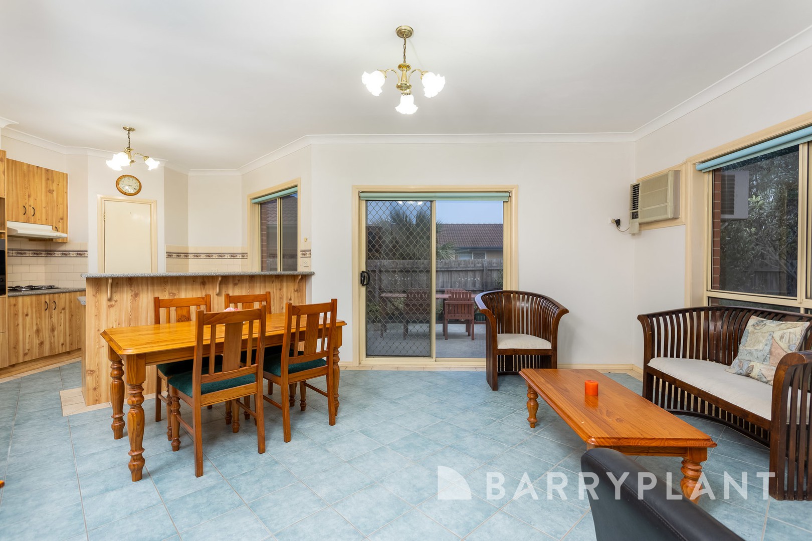 12 Locan Court, Altona Meadows, VIC 3028, Altona Meadows - Thumbnail 5