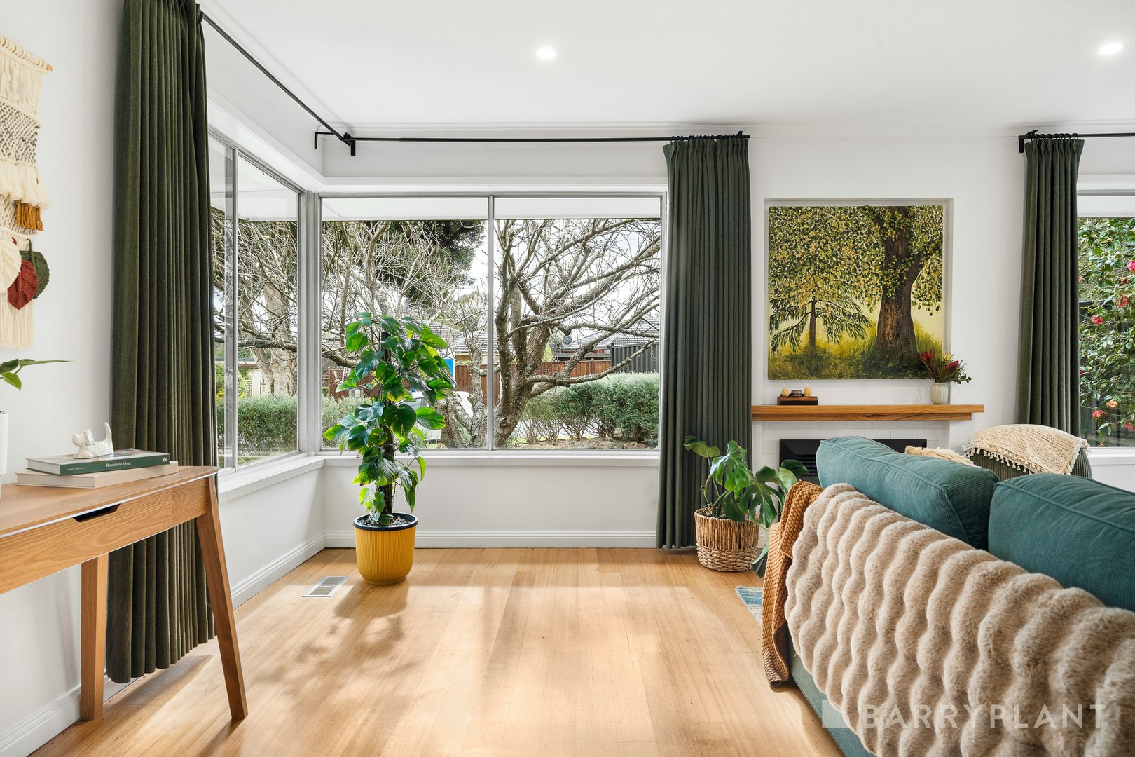12 Lockhart Court, Kilsyth - Image 1