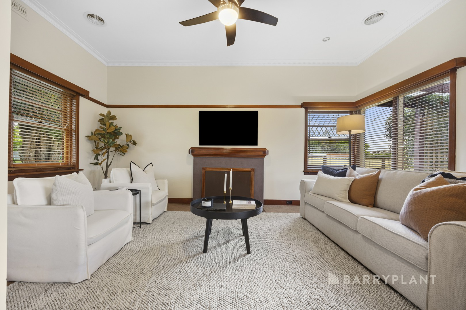 12 Longley Street, Alfredton, VIC 3350 - Thumbnail 2 - 03/12/2025