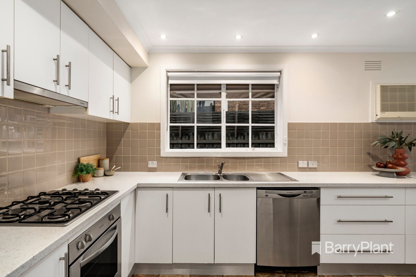 12 Lord Avenue, Dingley Village, VIC 3172, Dingley Village - Thumbnail 3