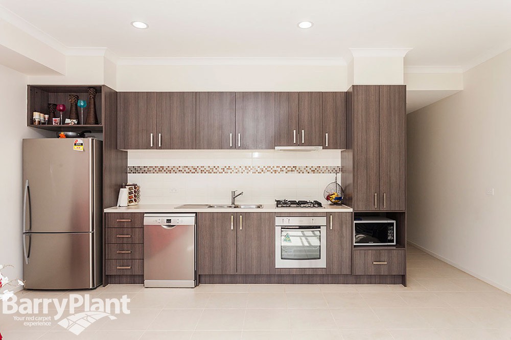 12 Luna Way, Point Cook, VIC 3030 - Thumbnail 1 - 23/09/2026