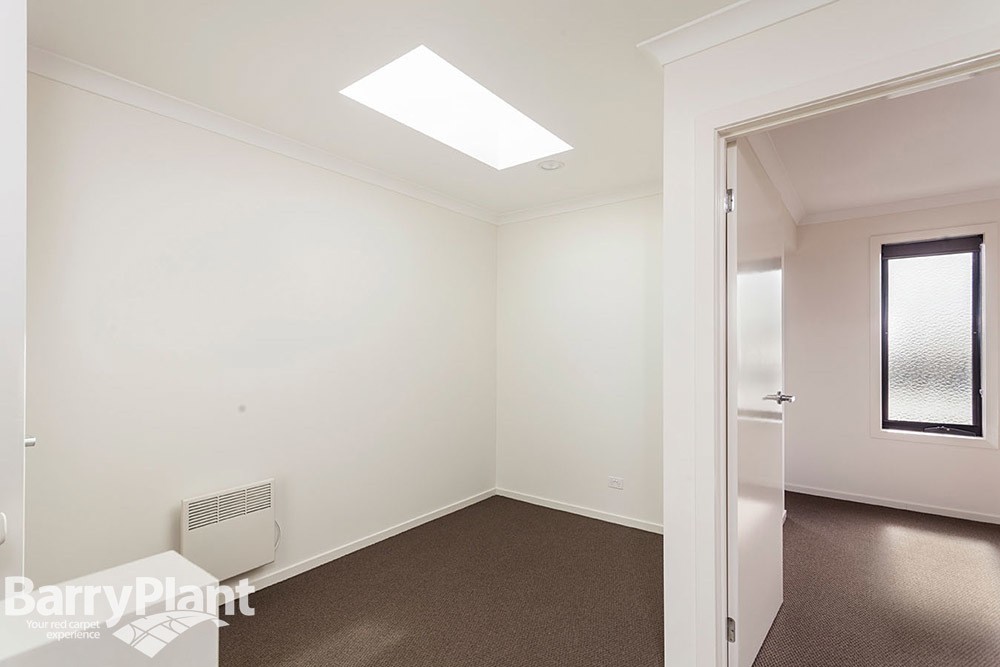 12 Luna Way, Point Cook, VIC 3030, Point Cook - Thumbnail 7