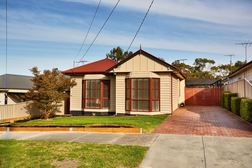 12 Lyttle Avenue, Essendon, VIC 3040