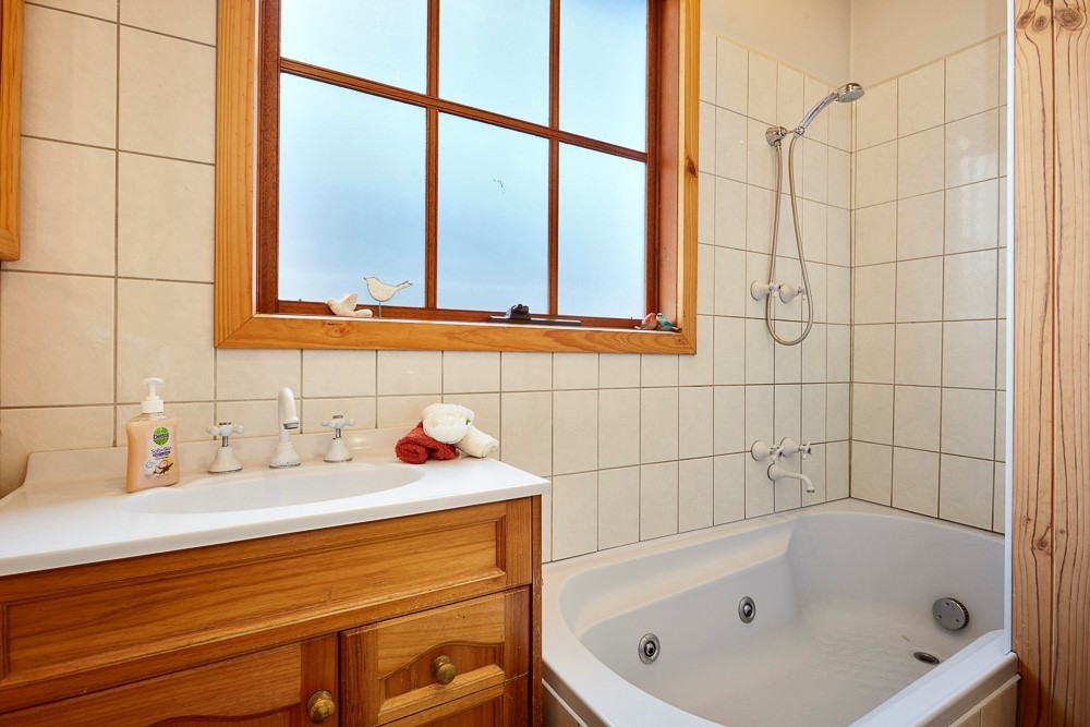 12 Lyttle Avenue, Essendon, VIC 3040, Essendon - Thumbnail 7