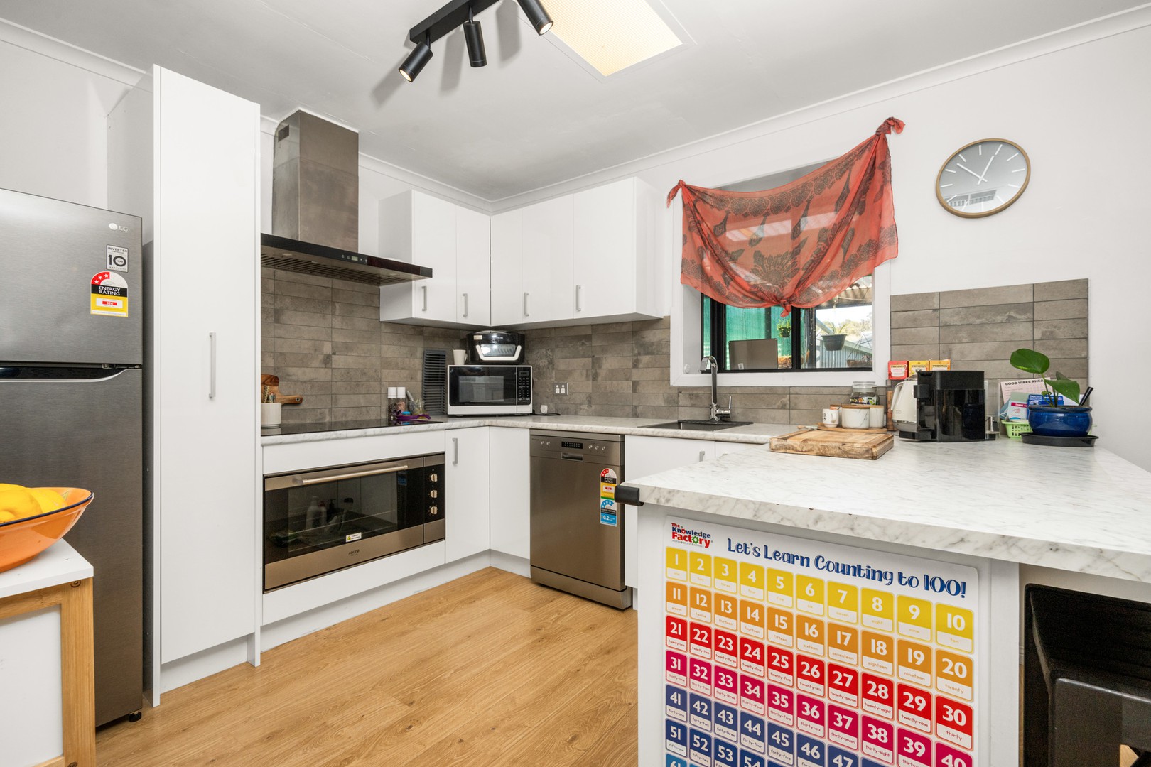 12 Macedon Avenue, Corio, VIC 3214, Corio - Thumbnail 3