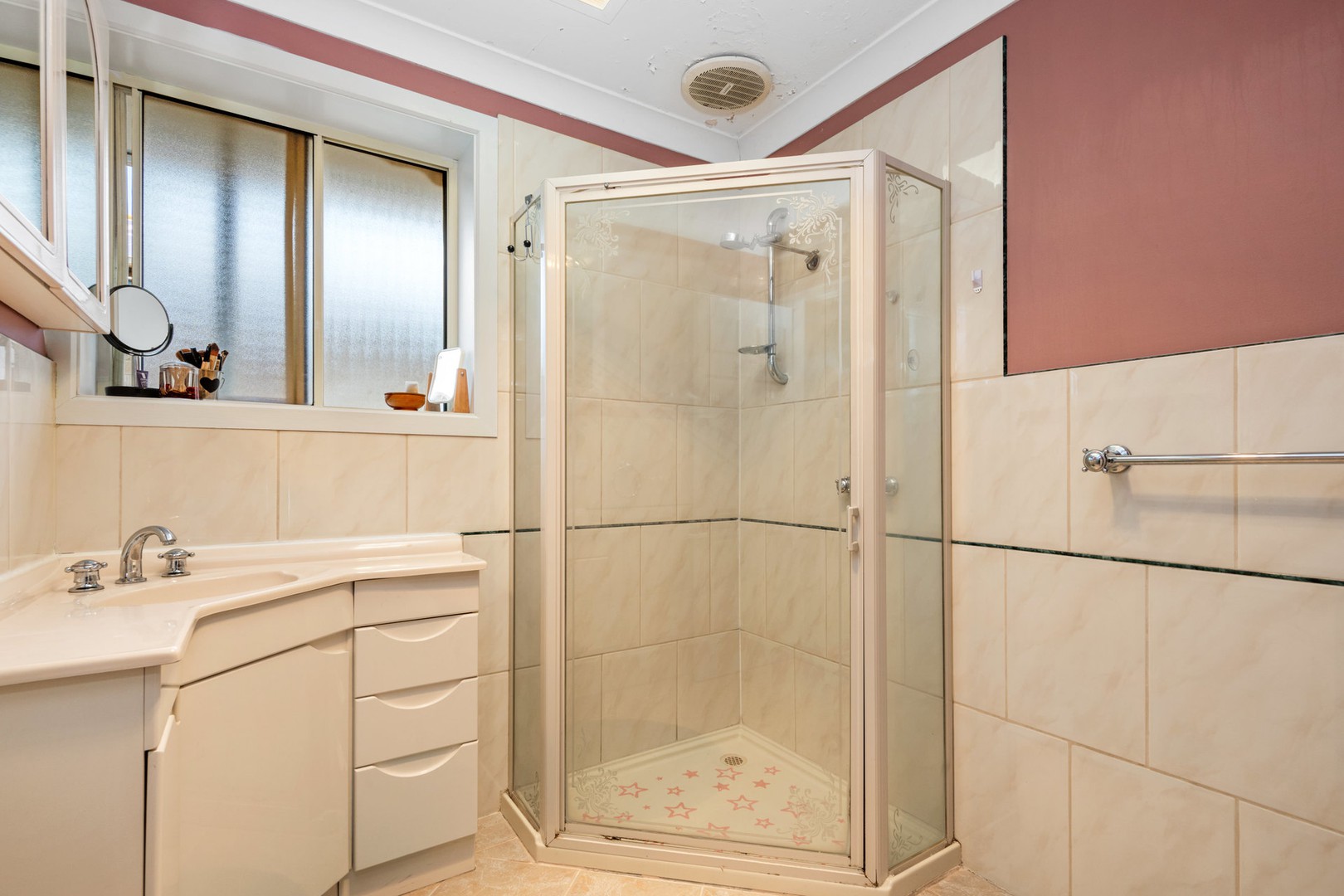 12 Macedon Avenue, Corio, VIC 3214, Corio - Thumbnail 6