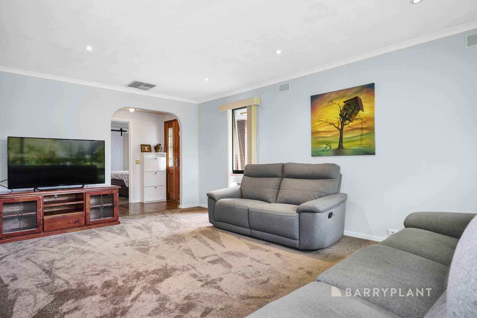12 Macmillan Street, Mooroolbark, VIC 3138, Mooroolbark - Thumbnail 3