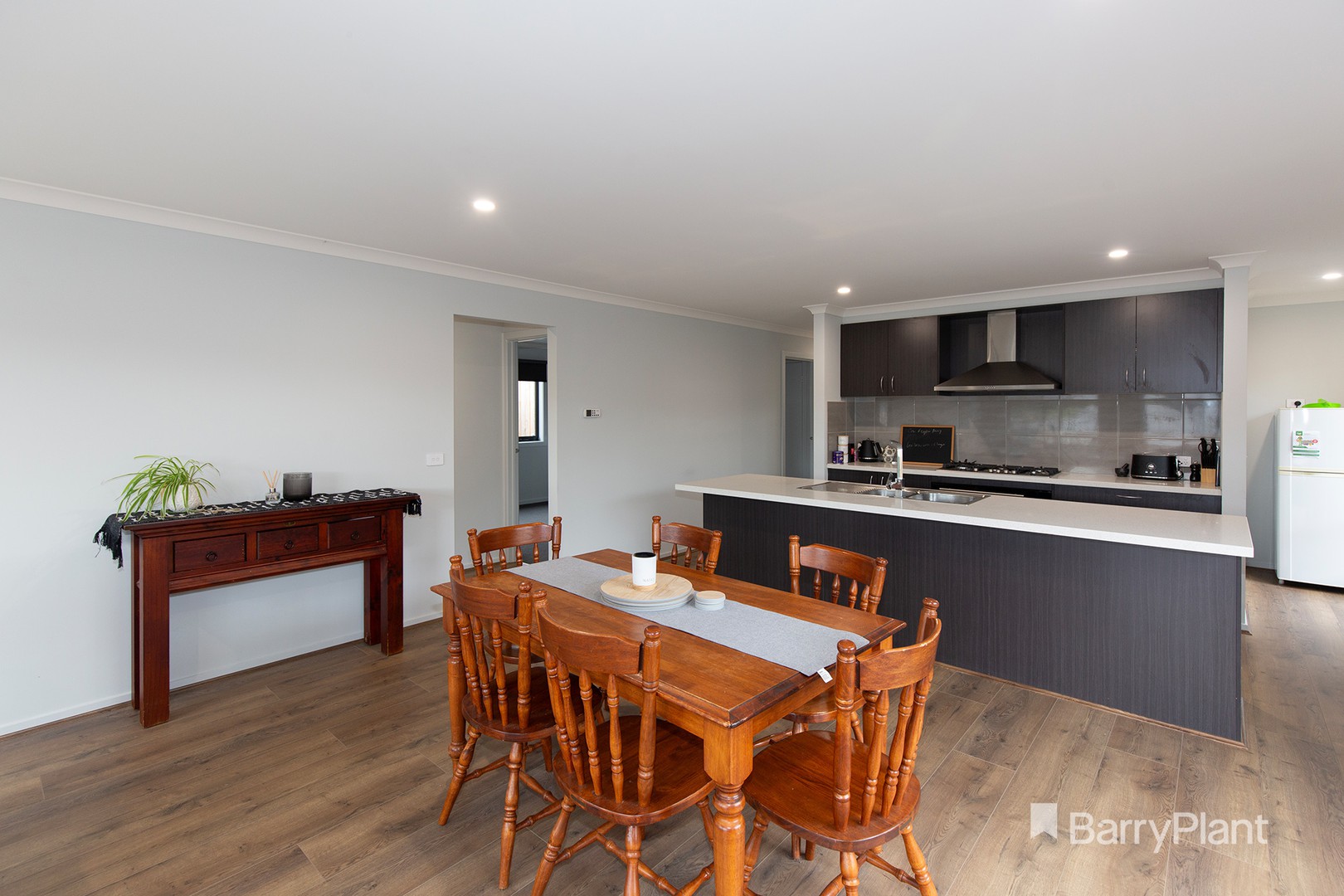 12 Mainstone Street, Drouin, VIC 3818, Drouin - Thumbnail 3