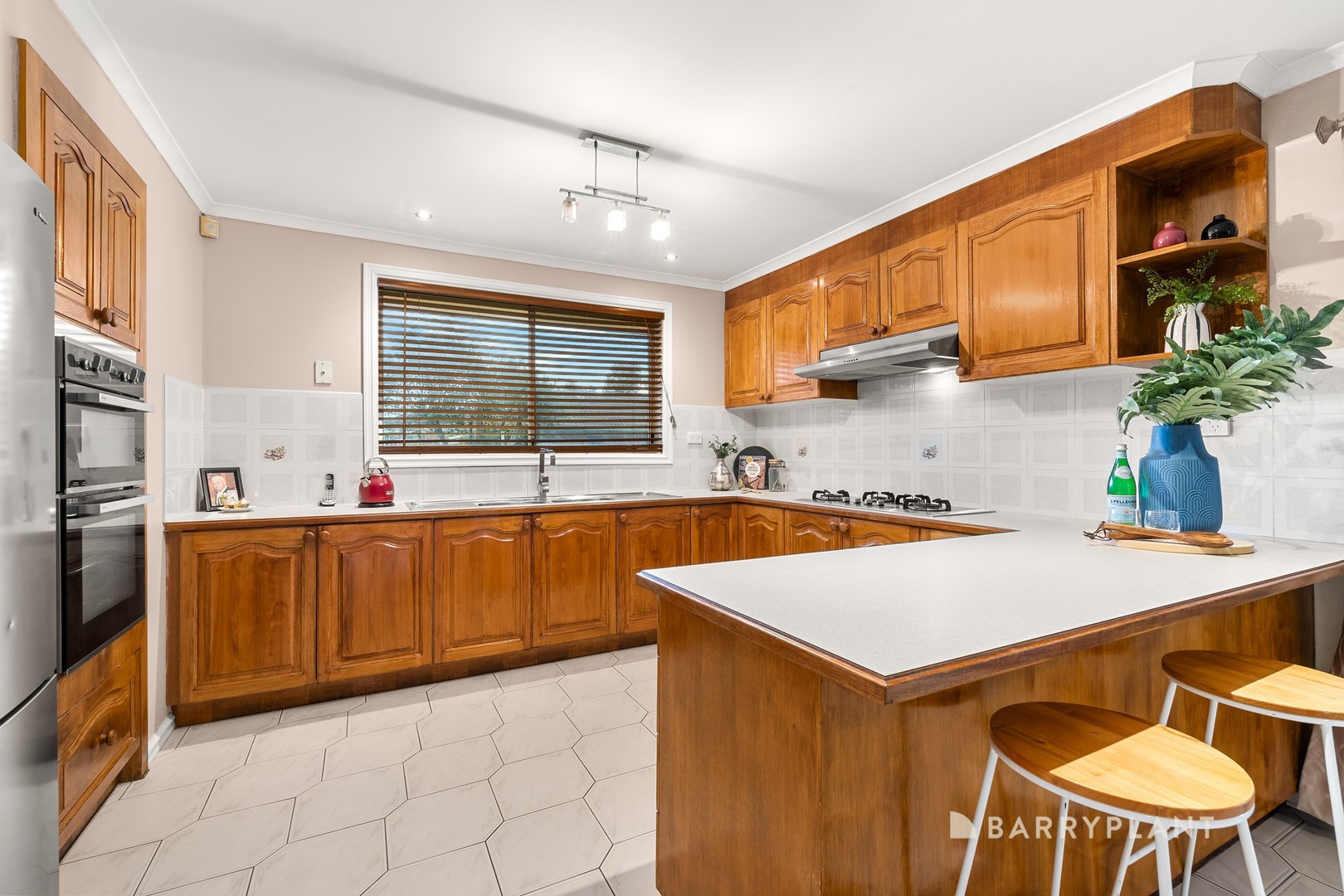 12 Manning Clark Road, Mill Park, VIC 3082, Mill Park - Thumbnail 3
