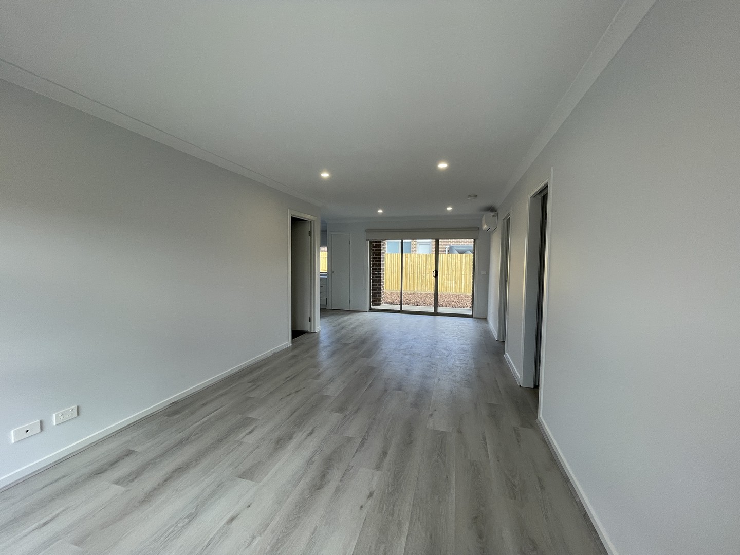 12 Market Lane, Wallan, VIC 3756, Wallan - Thumbnail 2